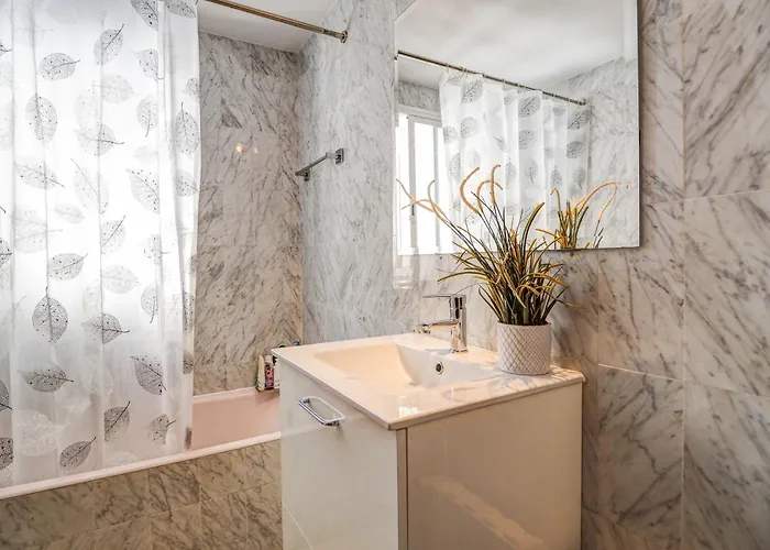 Llopart By Hello Homes *