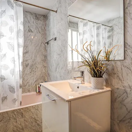 Llopart By Hello Homes *